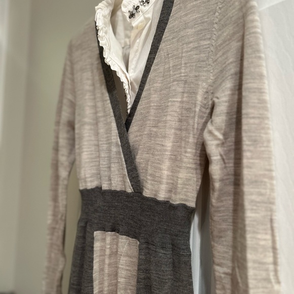 BCBG Max Azria 100% merino wool lightweight midi dress size small (S). - Picture 5 of 6